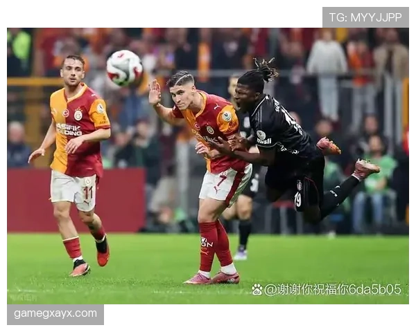 加拉塔萨雷新赛季强势开局，展现争冠实力引关注