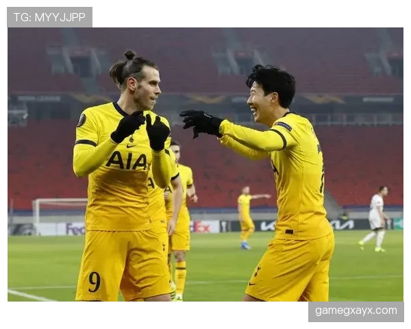 亨克定位球建功，助球队关键战告捷