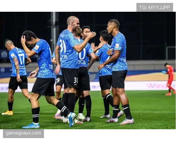 久保建英近期状态回暖，揭示其在赛场上的持续提升表现。